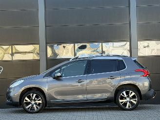 Peugeot 2008 1.6 e-HDi Blue Lease Executive picture 6