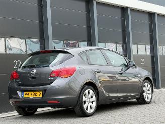 Opel Astra 1.3 CDTI Cosmo Navi PDC picture 4