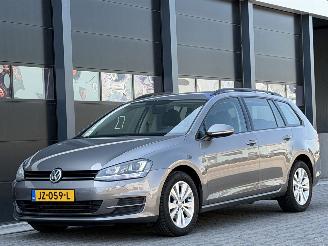 Käytettyjen passenger cars Volkswagen Golf 1.6 TDI Navi PDC Xenon EURO-6 2016/7