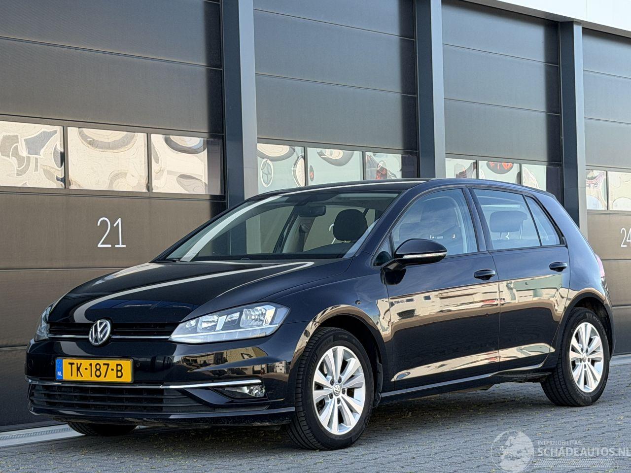 Volkswagen Golf 1.6 TDI Navi Clima PDC EURO-6