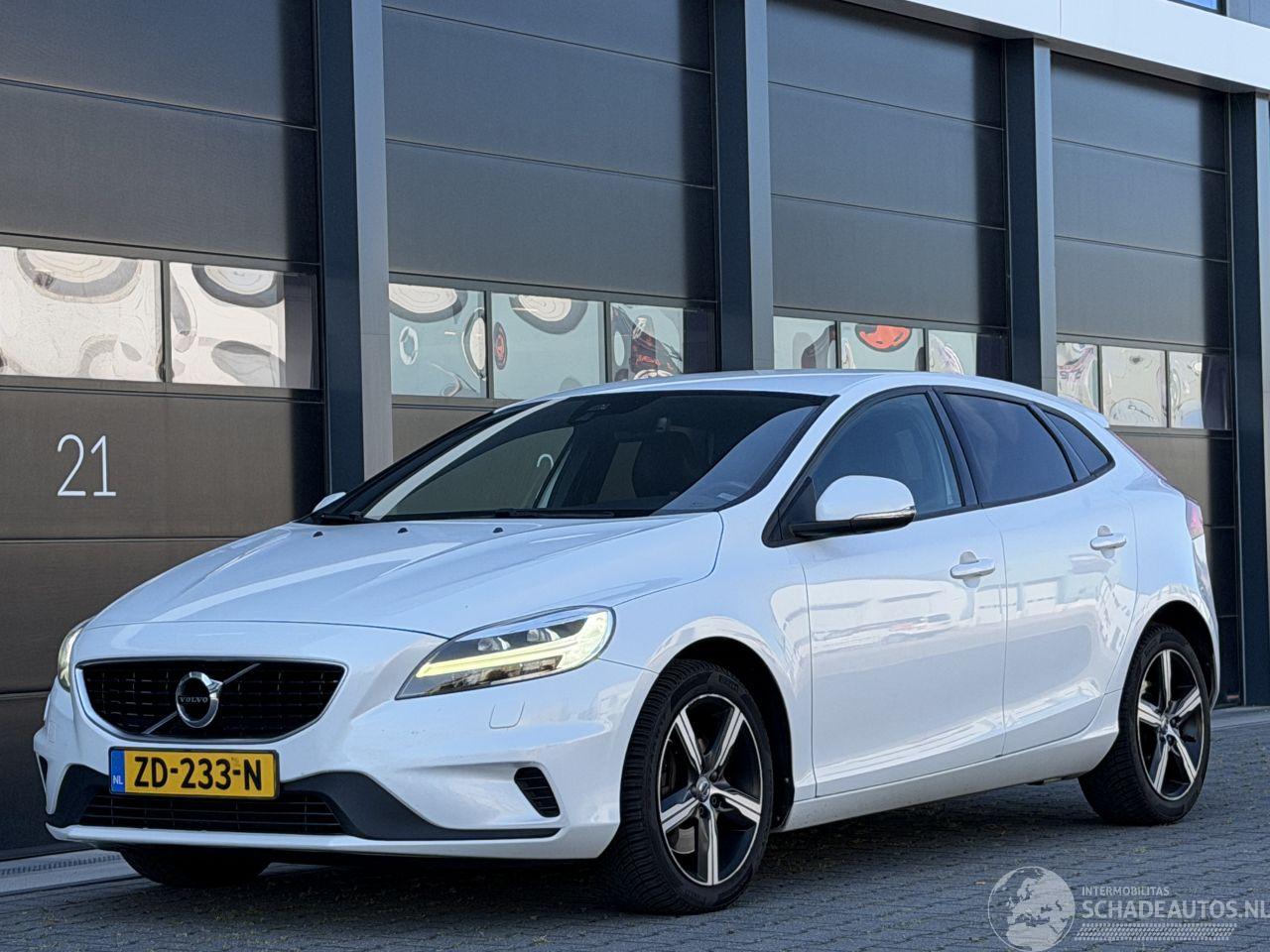 Volvo V-40 2.0 D2 R-Design Harman/Kardon AUTOMAAT