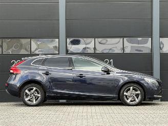 Volvo V-40 2.0 D2 Navi Clima PDC picture 3
