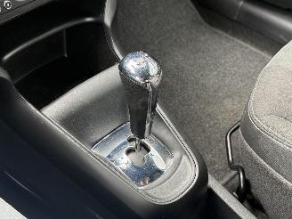 Citroën DS3 1.4 e-HDi Chic Clima Navi AUTOMAAT picture 12