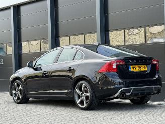 Volvo S-60 2.0 D4 R-Design Navi Clima PDC picture 5
