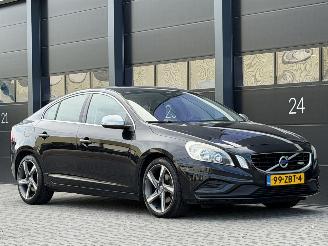 Volvo S-60 2.0 D4 R-Design Navi Clima PDC picture 2