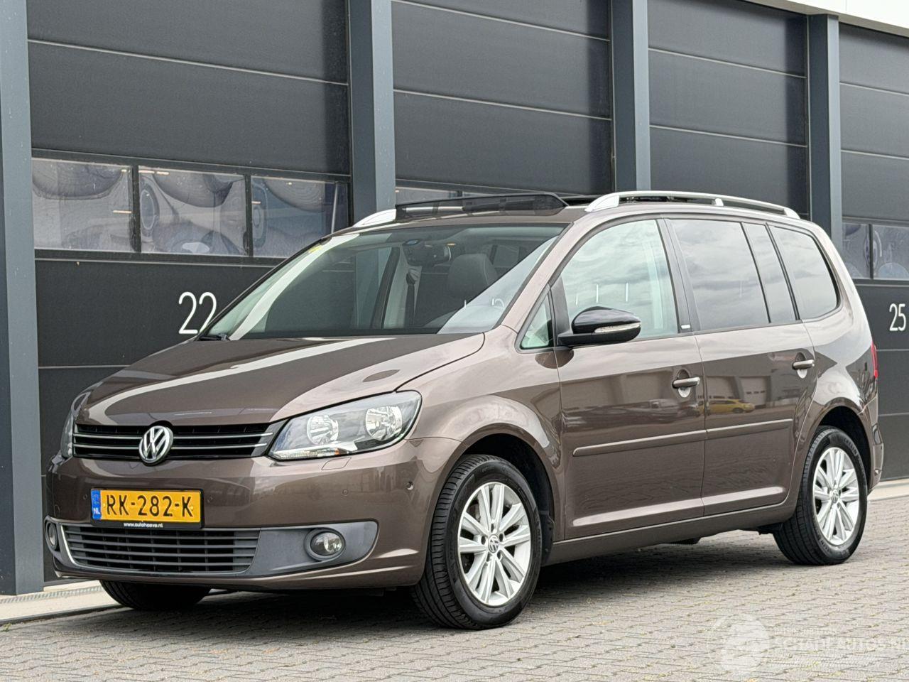 Volkswagen Touran 1.6 TDI STYLE Pano Camera 7-PERS
