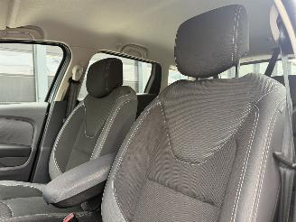 Renault Clio 1.5 dCi Ecoleader Zen Navi PDC EURO-6 picture 8