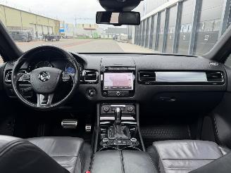 Volkswagen Touareg 3.0 TDI R-Line Pano Leer Camera picture 7
