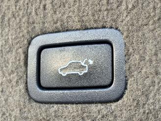 Volvo V-70 2.4 D5 Leer Clima Navi picture 11