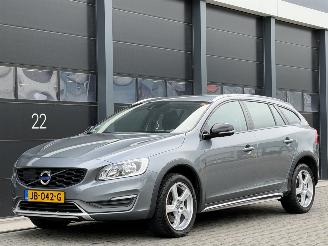  Volvo V-60 Cross Country 2.0 D4 Navi Clima EURO-6 2016/1