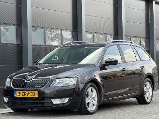 Käytettyjen passenger cars Skoda Octavia 1.6 TDI Greenline Navi Clima PDC 2014/12