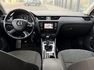 Skoda Octavia 2.0 TDI Greentech 150 PK Navi Clima PDC picture 7