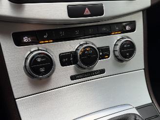 Volkswagen Passat 2.0 TDI Highline Leer Navi Clima PDC picture 13