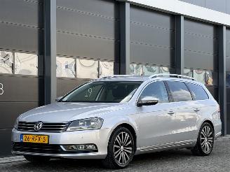  Volkswagen Passat 1.6 TDI Highline Leer Navi Clima PDC 2011/5