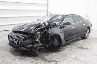 Sloopauto Maserati Quattro porte Quattroporte 2018/4