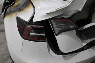Tesla Model 3  picture 12