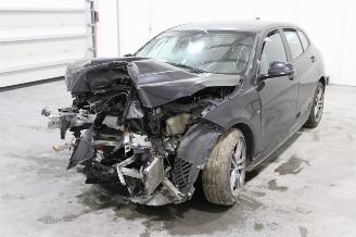Vrakbiler auto BMW 1-serie 118 2020/2