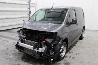 demontáž osobní automobily Citroën Berlingo  2023/5