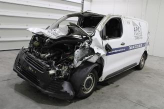 Autoverwertung Peugeot Expert  2022/11