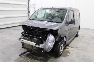 Auto da rottamare Peugeot Partner  2020/6