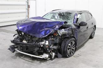 krockskadad bil auto Peugeot 508  2023/6