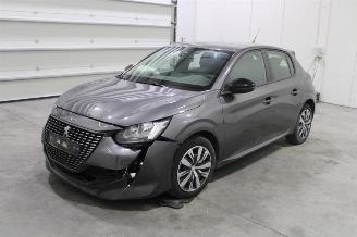 krockskadad bil auto Peugeot 208  2023/9