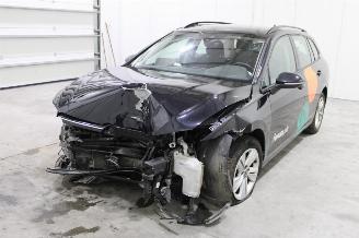 Auto incidentate Volkswagen Golf  2022/8