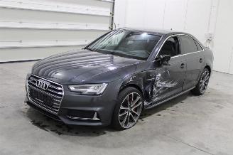 Vaurioauto  passenger cars Audi S4  2018/7