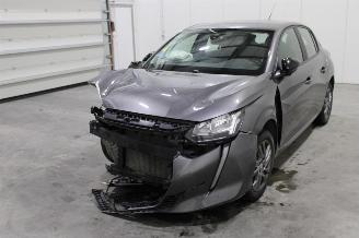 krockskadad bil auto Peugeot 208  2022/10