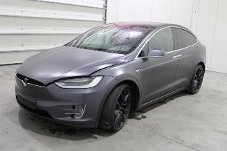 Damaged car Tesla Model X  2018/6
