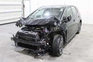 Damaged car Volkswagen ID.3  2023/8