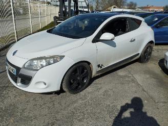 Auto incidentate Renault Mégane Megane 2010/3