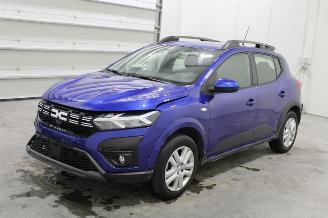 krockskadad bil auto Dacia Sandero  2024/6