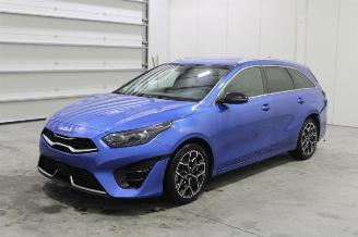 uszkodzony samochody osobowe Kia Cee d cee'd 2022/6
