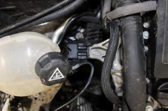 Peugeot 208  picture 22