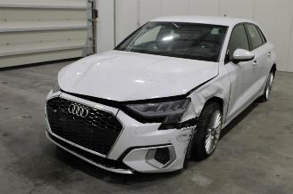 damaged passenger cars Audi A3  2021/5