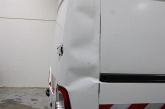 Nissan Interstar  picture 9