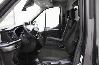 Ford Transit  picture 11