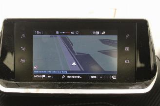 Peugeot 208  picture 20