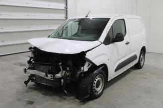 demontáž osobní automobily Peugeot Partner  2023/10