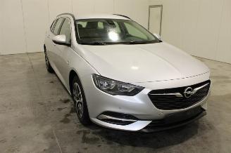 Opel Insignia  picture 2
