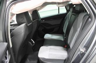 Skoda Octavia  picture 11