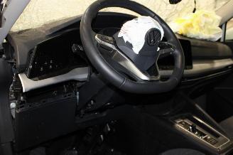 Volkswagen Golf  picture 9