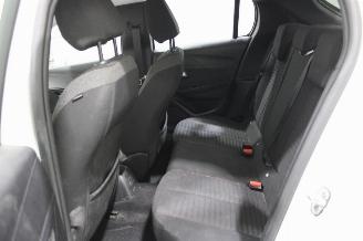 Peugeot 208  picture 11