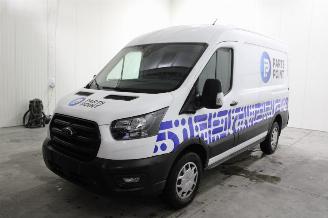 Voiture accidenté Ford Transit  2023/10