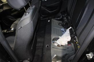 Peugeot 208  picture 21