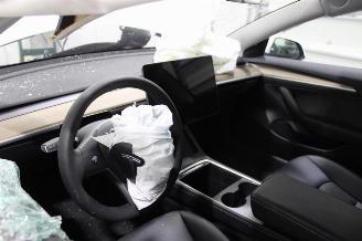 Tesla Model 3  picture 11