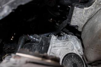 Volkswagen Transporter T6 picture 21