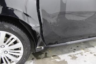 Peugeot 208  picture 7