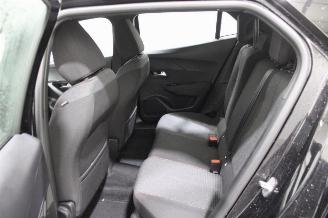Peugeot 2008  picture 11